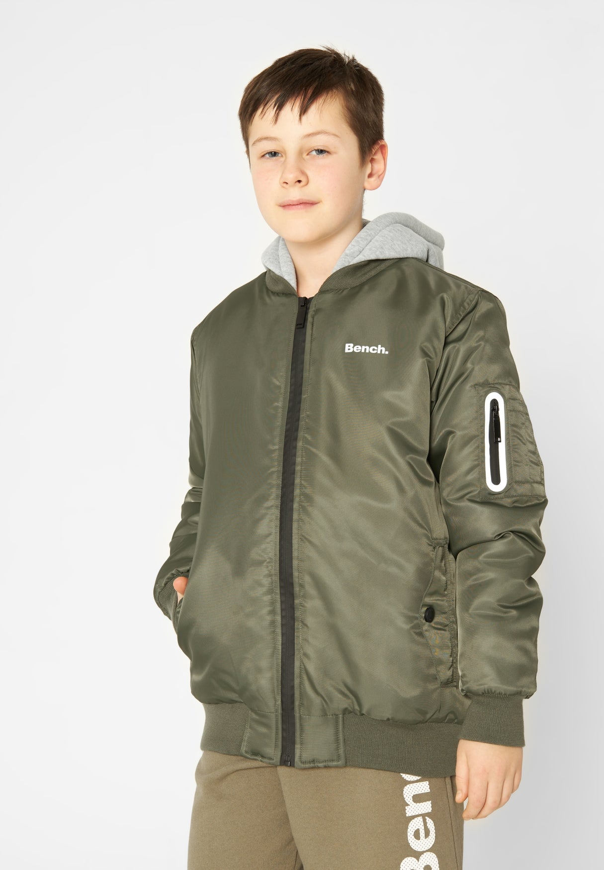 bench-bomper-jungen-anorak-black-mit-kapuze image 6